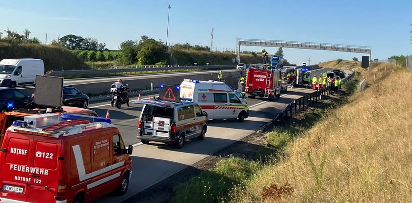 Wypadek polskiego minibusa w Austrii. Zginęły cztery osoby, w tym dwoje dzieci. Wiadomo, kim były ofiary