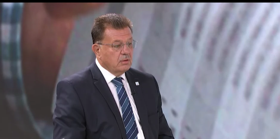 Prof. dr Lazar Davidović