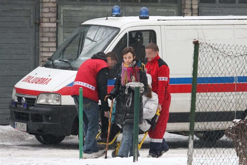 Łapicki jeździ na plan karetką. Mistrzu! Nie pracuj aż tyle! 