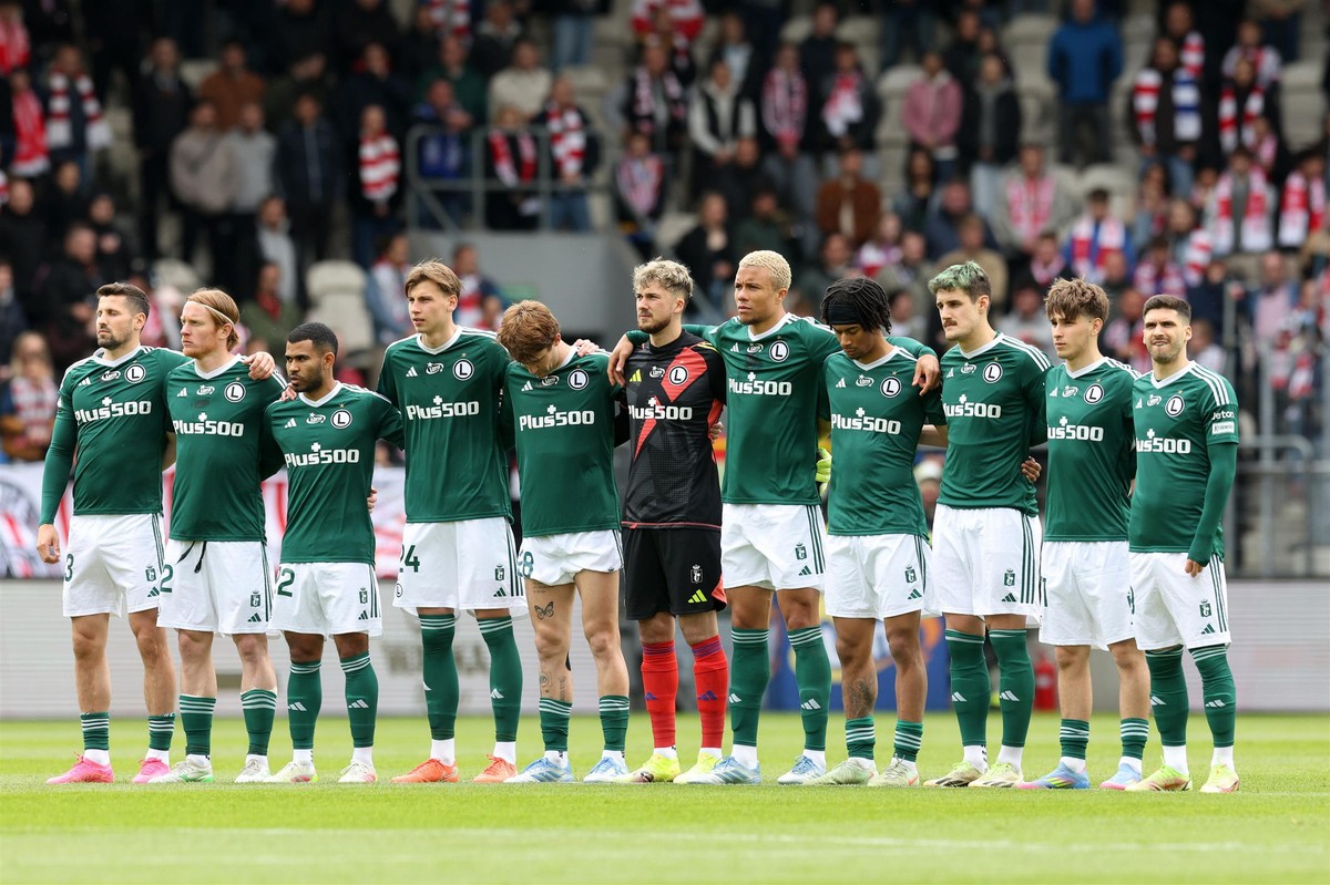 Legia na kolanach! Cracovia pięknie pożegnała sezon przed własnymi kibicami