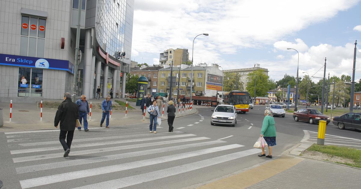  Tak bezpiecznie nie było od lat. Mniej wypadków z udziałem pieszych na warszawskich ulicach