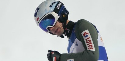 PŚ w skokach. Kamil Stoch drugi w Rasnovie. Granerud zdyskwalifikowany!