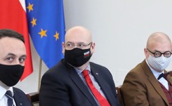 Zgorzelski: PiS próbuje ukręcić łeb wolnym mediom. Liczę na przyzwoitość Gowina