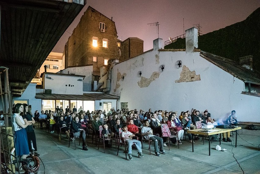 Letnja scena bisokopa "Zvezda"