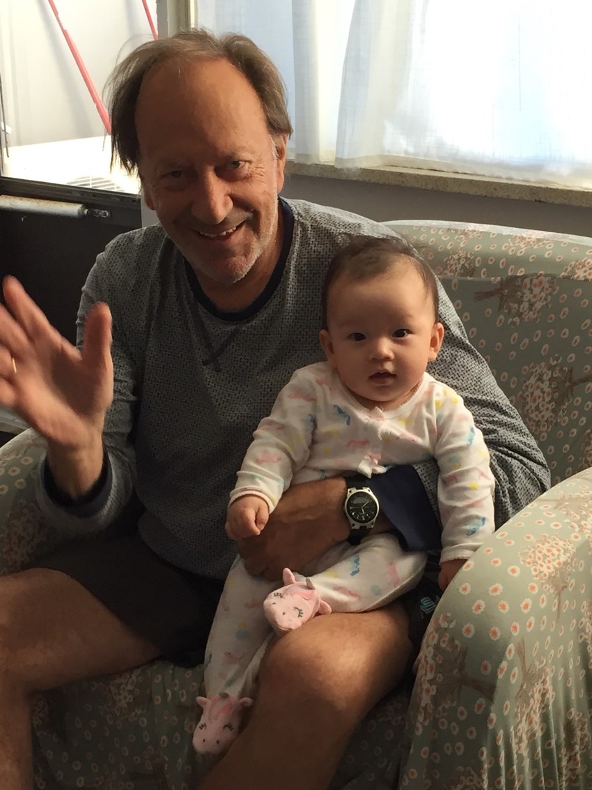 Goran Paskaljević sa unukom u Kanadi