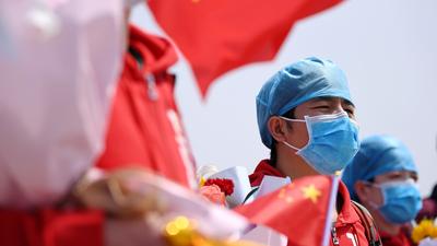 Chiny Pekin pracownicy medyczni na lotnisku w prownicji Shaanxi
