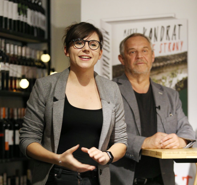 Marek Kondrat i Antonina Turnau na premierze książki "Winne strony"