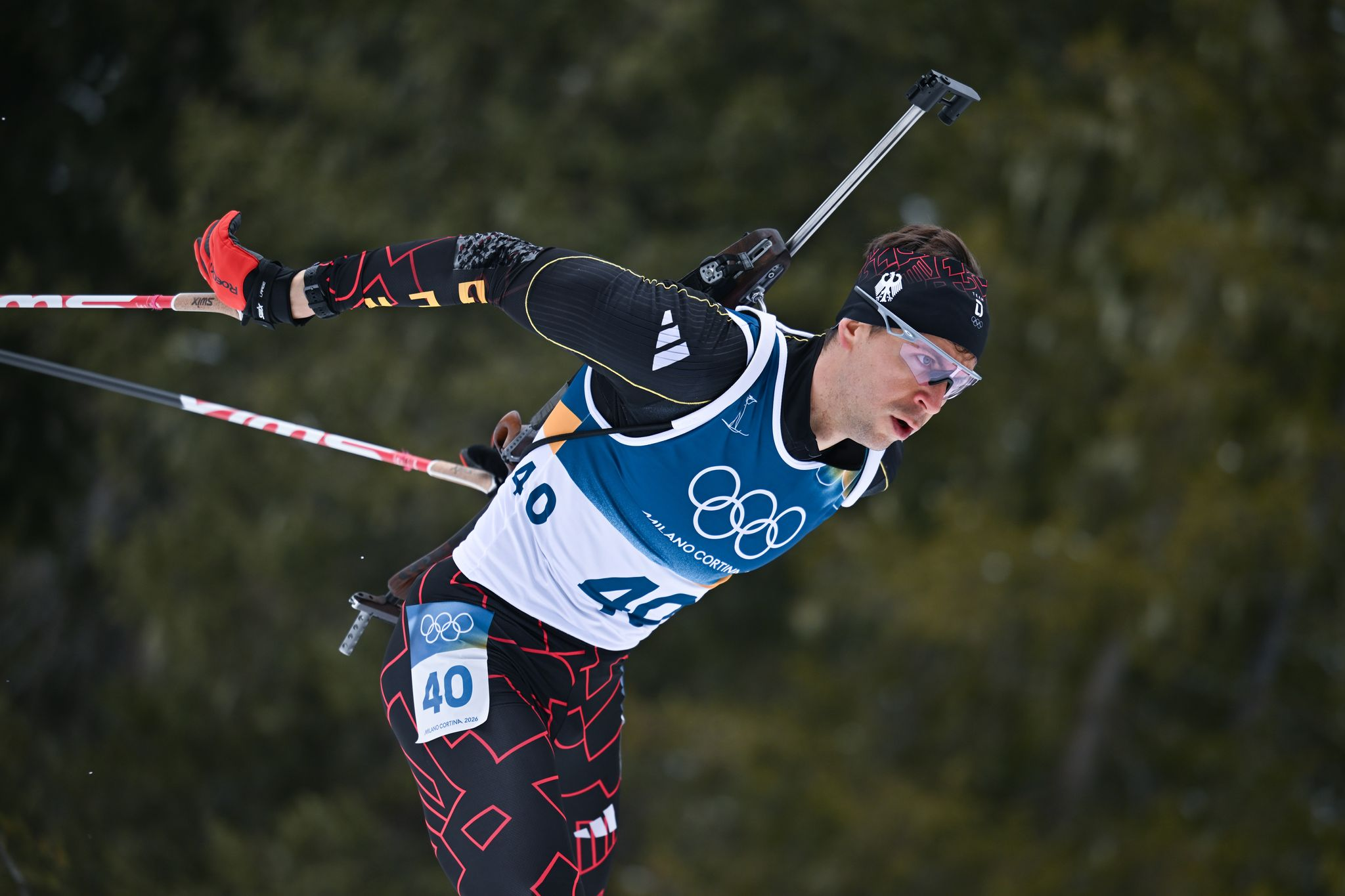 Botn holt Olympia-Gold im Biathlon und widmet Triumph seinem verstorbenen Freund