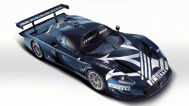 Maserati MC12 2004: 630 KM, 6.0 V12, 330 km/h, sztuk 50 