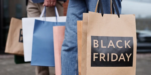 Sezonowe wyprzedaże i Black Friday w Polsce – jak łowcy okazji mogą zaoszczędzić nawet 70%