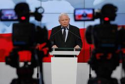Jarosław Kaczyński podczas oświadczenia dla mediów