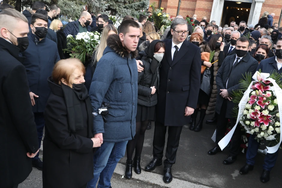 Novo groblje sahrana Ksenija Vučić