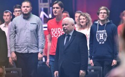 Kaczyński: Duda walczy o polską wolność