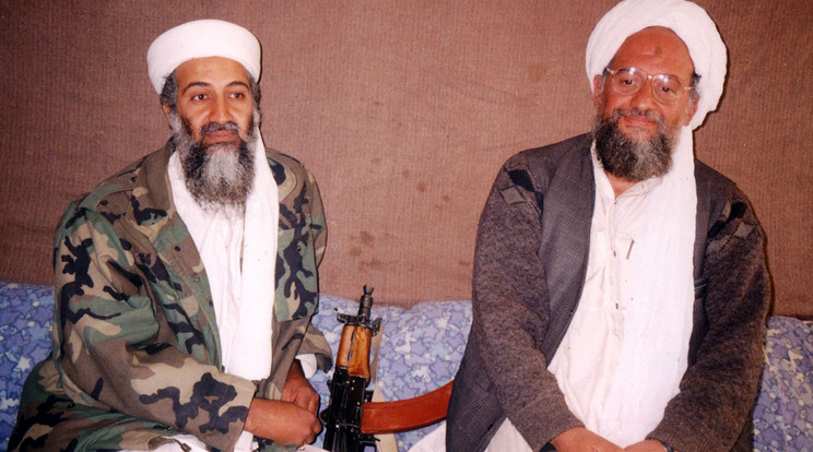 Bin Laden(b) és Ajmán az-Zavahiri (j) egy pakisztáni búvóhelyen. Már mindketten halottak. /Fotó. GettyImages