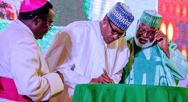 President Muhammadu Buhari recognizes that the interests of Nigerians matter more in the coming election. He has promised to abide by all principles guiding a free and fair election. [Instagram/onenigeria_]