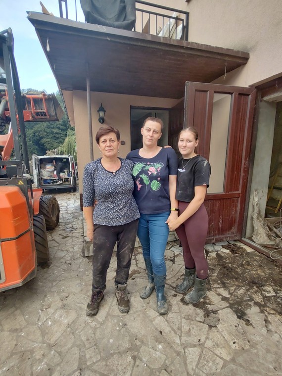 Pani Jasia z córką i wnuczką