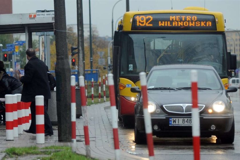 Sejmową limuzyną po...pizzę! Za 2,2 mln zł