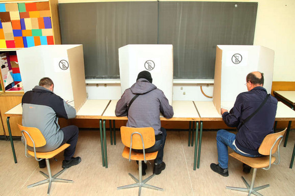 Broj birača se povećava, a stanovnika smanjuje: Ove godine na izbore izlazi 3.4 miliona građana, a koliko ih je odselilo iz BiH
