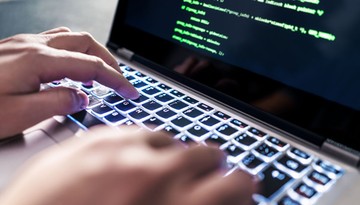 Cyberatak na Urząd Zamówień Publicznych. Co to oznacza dla toczących się przetargów?