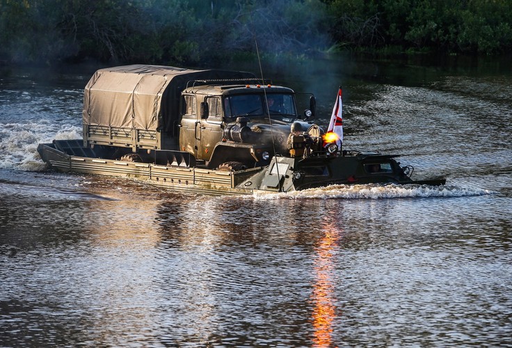 MIĘDZYNARODOWE FORUM WOJSKOWO-TECHNICZNE 'ARMIA 2015'. KUBINKA POD MOSKWĄ