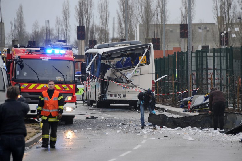 Trwa czarna seria wypadków z udziałem szkolnych autokarów we Francji