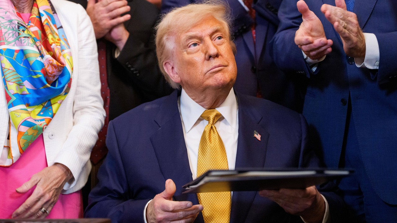 USA sprzedają broń Ukrainie, NATO płaci. Osiem krajów już na liście