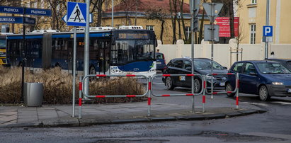 Kłopoty pasażerów z Krowodrzy. Autobusy stoją w korkach na Wrocławskiej