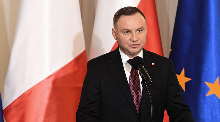 Andrzej Duda nyerte a választást szavazatok szinte teljes összesítése szerint. /Fotó: MTI/EPA/PAP/Radek Pietruszka