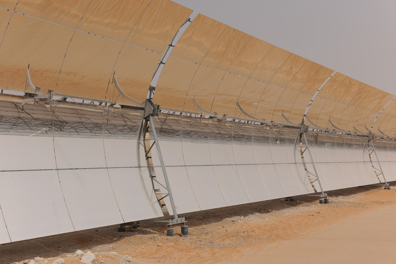 Największe elektrownia solarna na świecie - Shams - Abu Dhabi