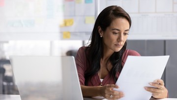 Coraz trudniej zostać urzędnikiem. Chyba że ktoś ma dobre papiery