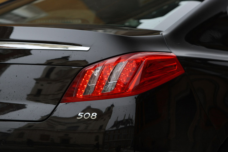 Peugeot 508: czy jeździ tak samo jak wygląda?