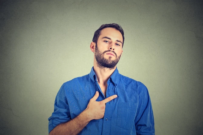 Neke krase lažna samouverenost