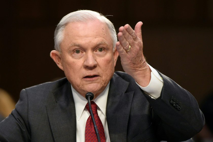 Jeff Sessions tmoigne au Snat