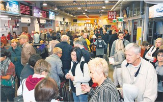 Remont warszawskiego Okęcia szansą dla małych lotnisk