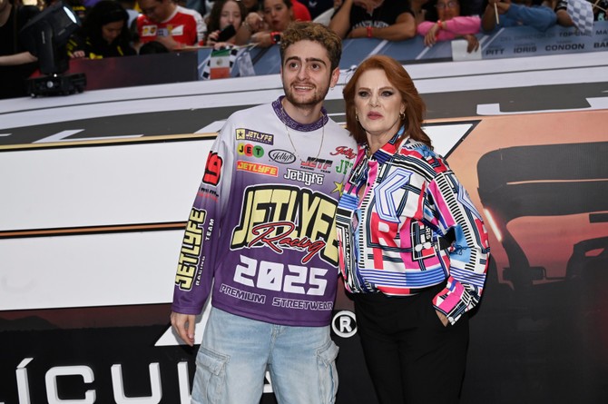 Erika Buenfil sa sinom