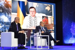 'Rosja jest wyzwaniem na skalę globalną'