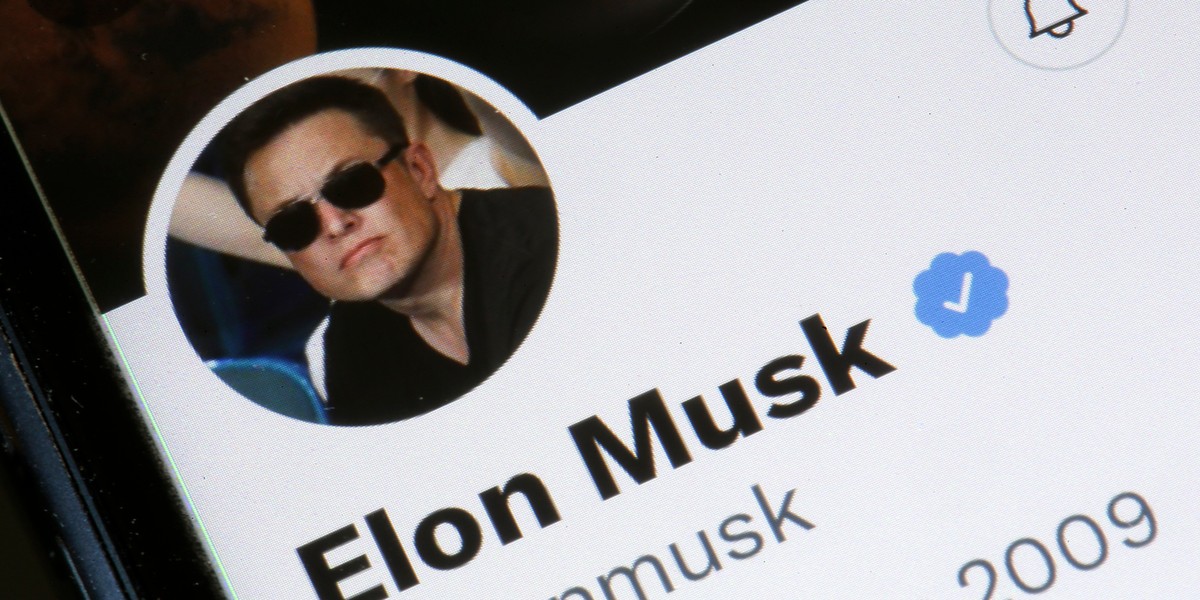 Elon Musk zdecydował się kupić swój ulubiony portal społecznościowy