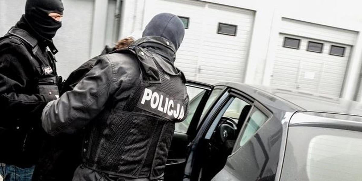 Policjanci rozbili mafię mieszkaniową w Gdyni