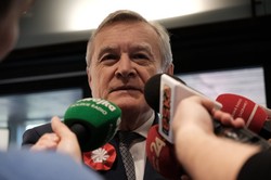 Gliński po dymisjach w kulturze: Ppłk Sienkiewicz bezprawnie niszczy kolejne instytucje