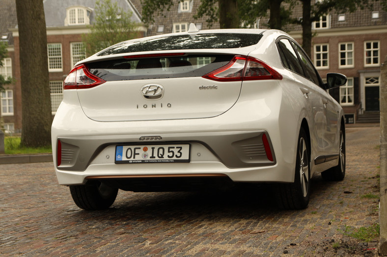 Hyundai Ioniq