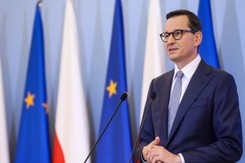 Morawiecki: Polska podtrzyma twarde weto w sprawie paktu migracyjnego
