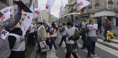 Seniorzy domagają się wyższych emerytur