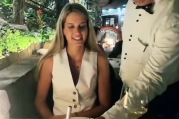 Dragan Stanković verenici priredio iznenađenje, podelio snimak sa INTIMNE PROSLAVE Muzičari svirali samo za nju, nije znala šta ju je snašlo: "Najlepše uspomene"