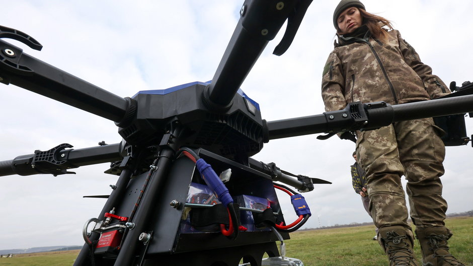 Szkolenia pilotów dronów w obwodzie charkowskim.