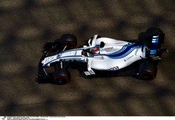 Robert Kubica: Ciężko patrzeć, jak inni się ścigają