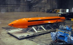 Pierwszy atak tą bronią w historii. USA zrzuciły 'matkę wszystkich bomb' na fortecę ISIS