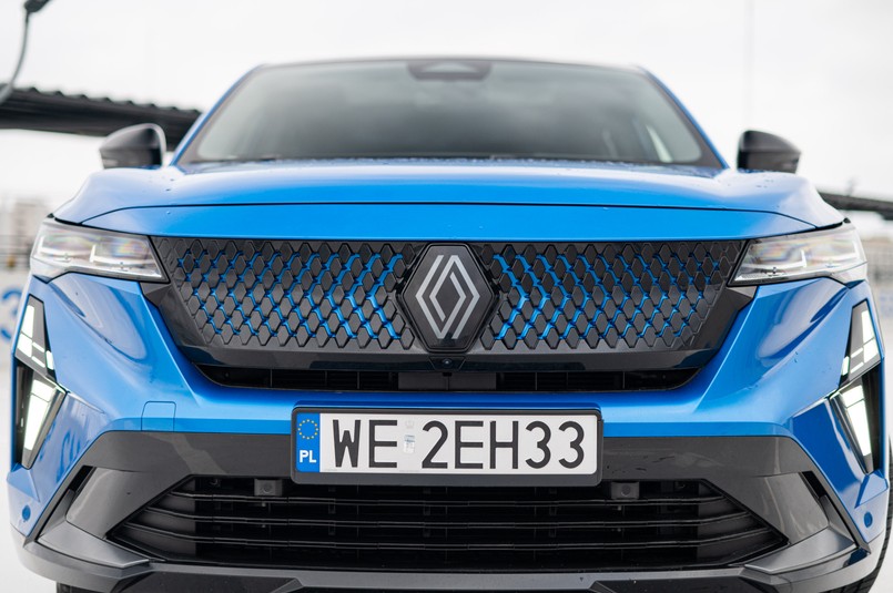 Renault Rafale E-Tech full hybrid 200