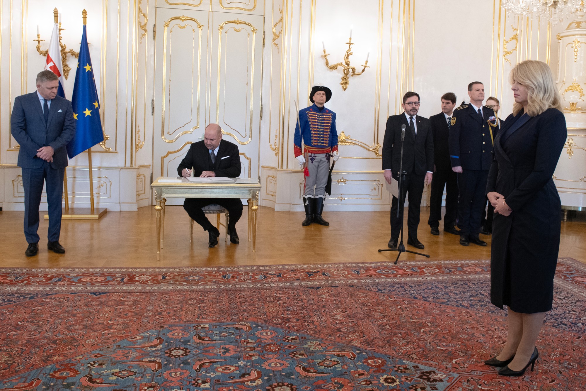 Prezidentka vymenovala Dušana Keketiho za ministra cestovného ruchu a športu.