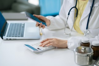 Centralna e-rejestracja od lipca 2026 r. NFZ może wstrzymać płatności dla części przychodni