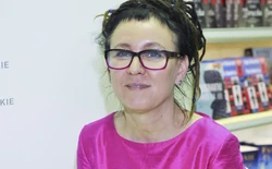 "Jadła mięso, aż jej się uszy trzęsły". Prawicowe media znalazły "haka" na Olgę Tokarczuk